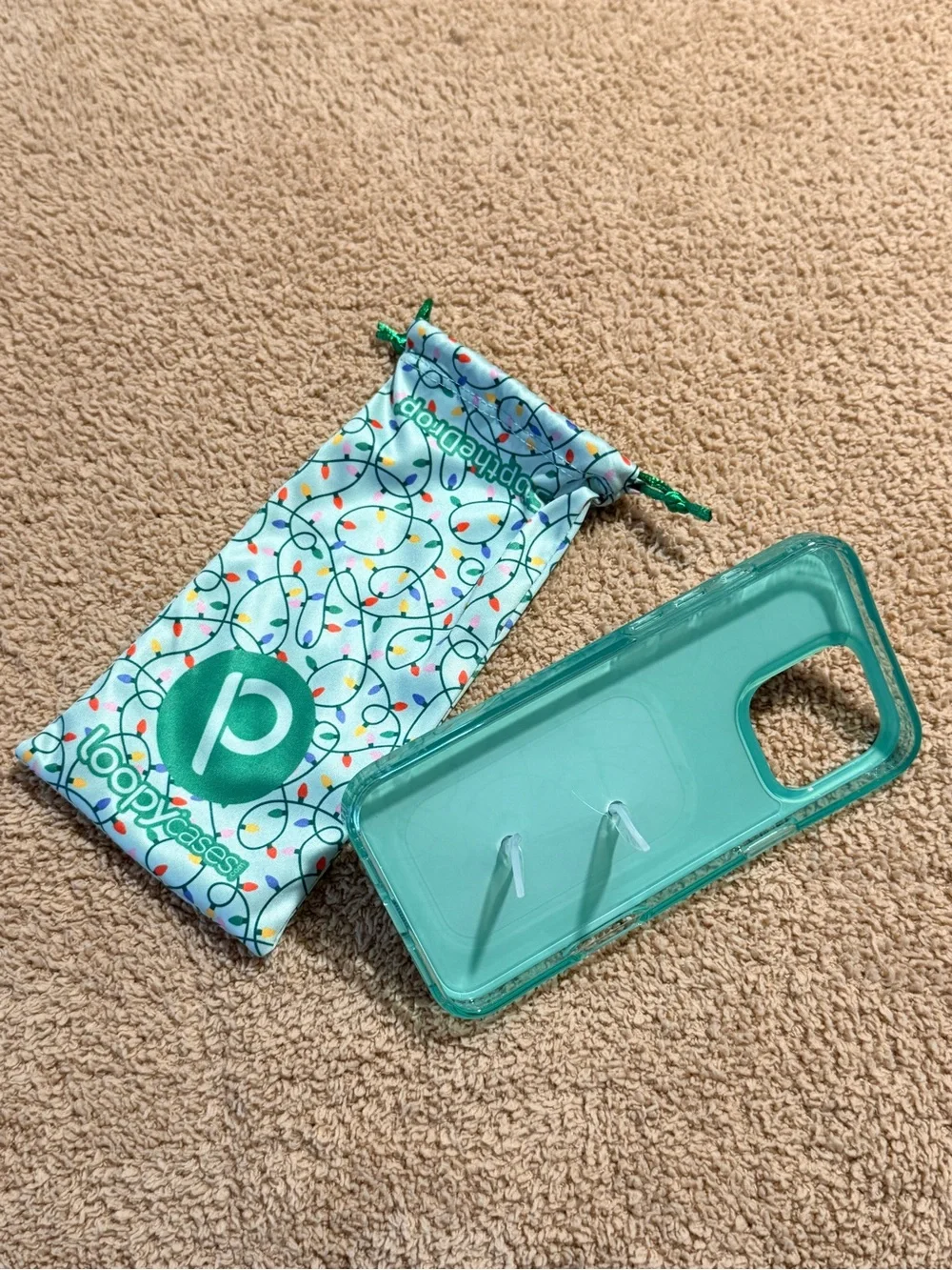 Loopy Case festive string